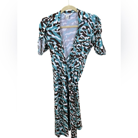 Diane Von Furstenberg Camo Print Wrap Dress - Picture 5 of 10
